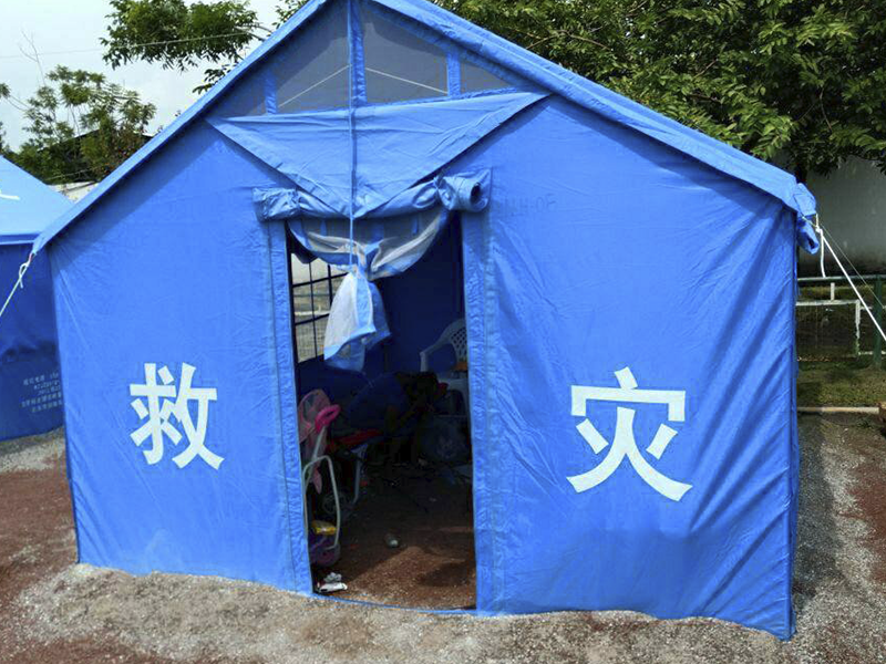 Afectados del sismo venden casas donadas por China 